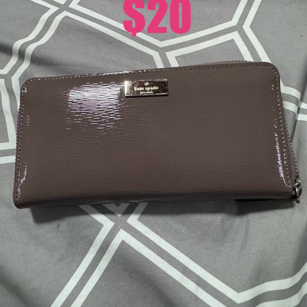 Kate Spade leather tan wallet